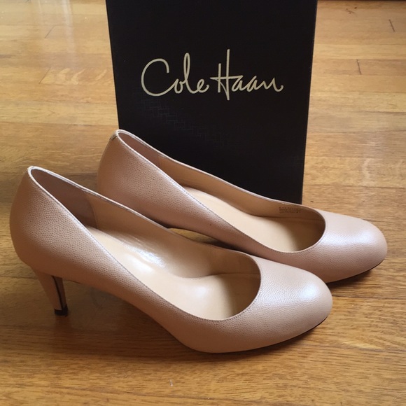 cole haan beige pumps